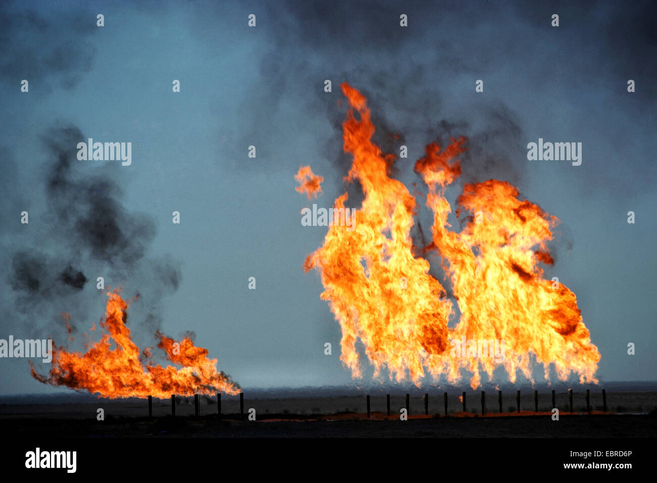 La combustion du gaz naturel, de l'Iraq, Rumaila Banque D'Images