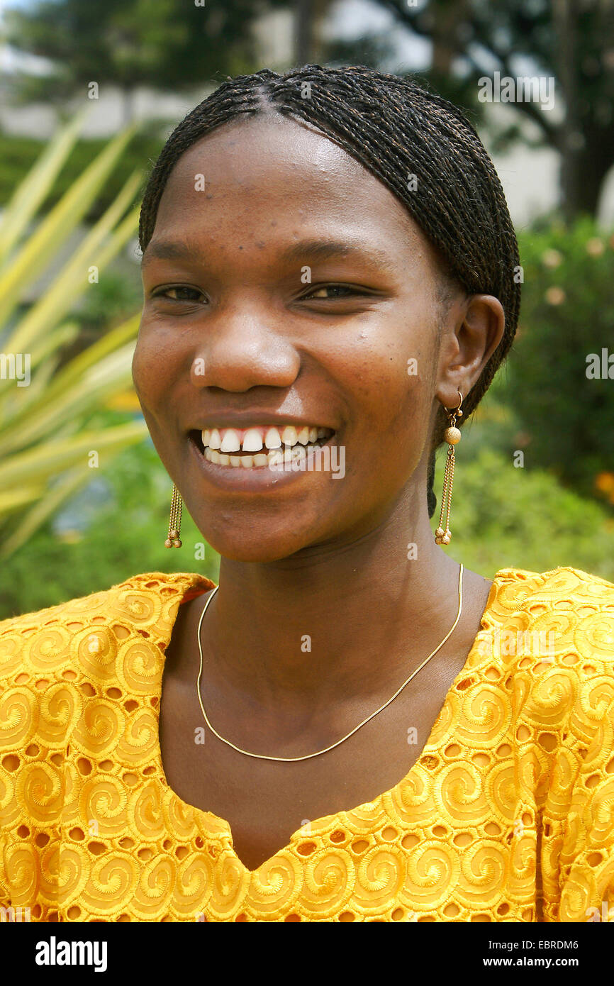 Portrait d'une jeune femme Kikuyu, Kenya, Masai Mara Banque D'Images