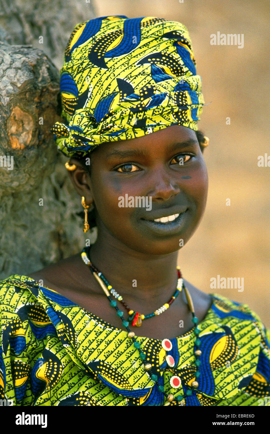 Portrait d'une jeune femme du Mali, Mali Banque D'Images