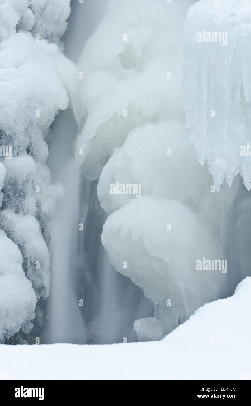 Cascade de glace en Atndalen vallée, Norvège, Hedmark Fylke Banque D'Images