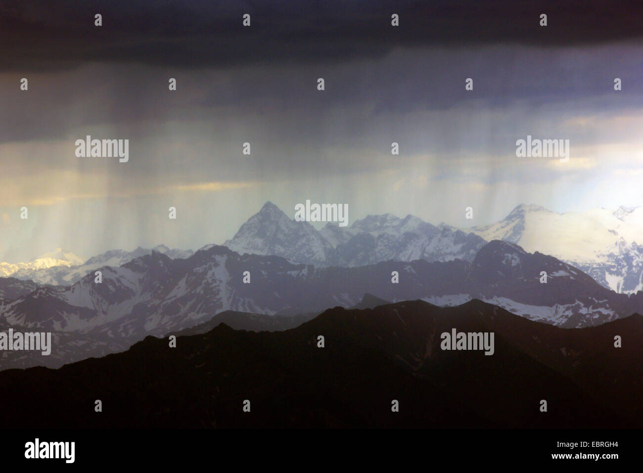 Orage sur les Alpes Suisses, vue de Pilatus, Suisse Banque D'Images