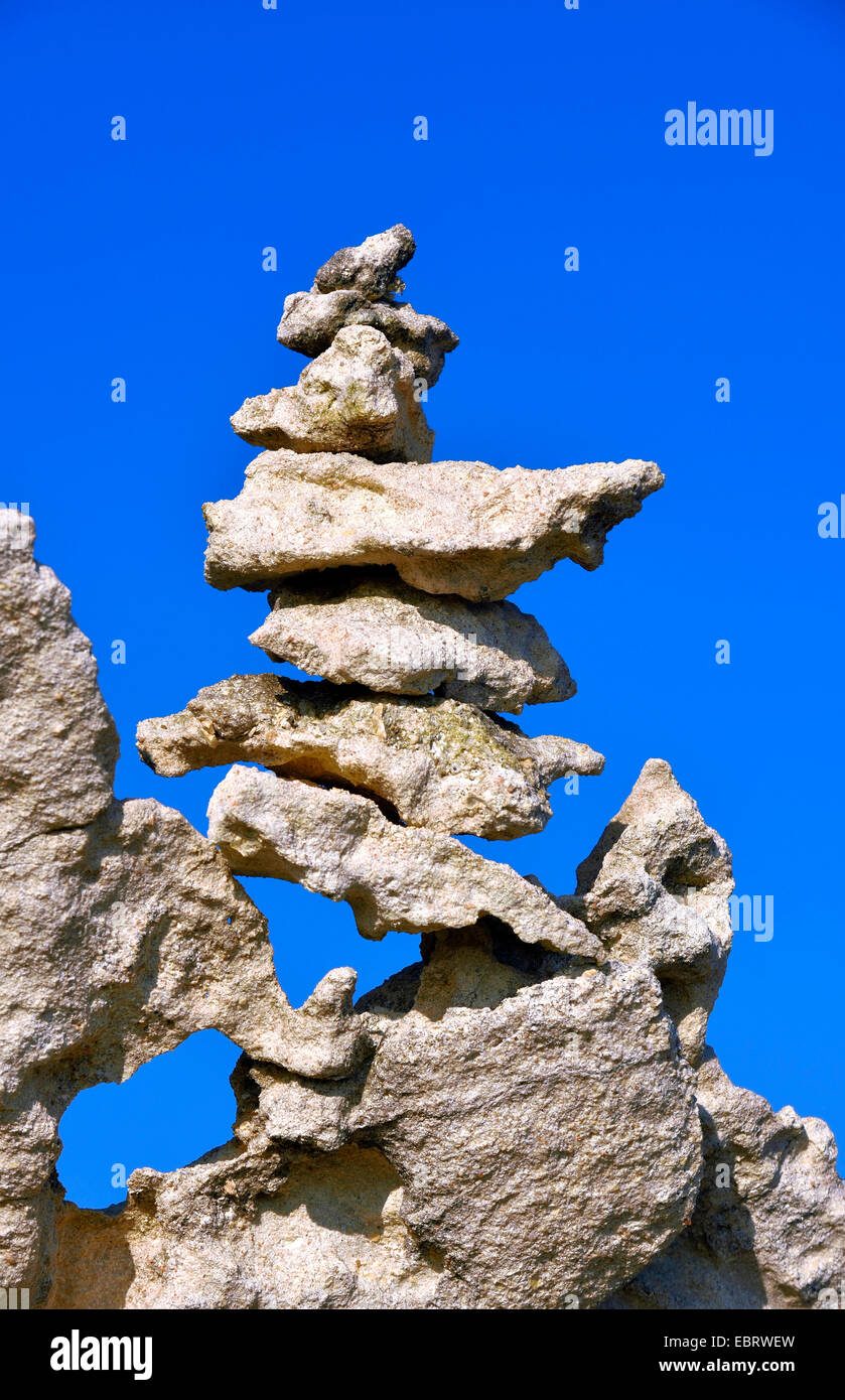 Tas de pierres à Capo Pertusato, France, Corse, Bonifacio Banque D'Images