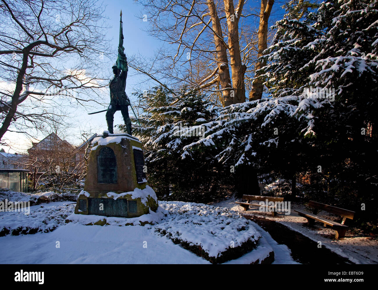 Mémorial aux soldats tombés en hiver, l'Allemagne, en Rhénanie du Nord-Westphalie, Ruhr, Wetter/Ruhr Banque D'Images