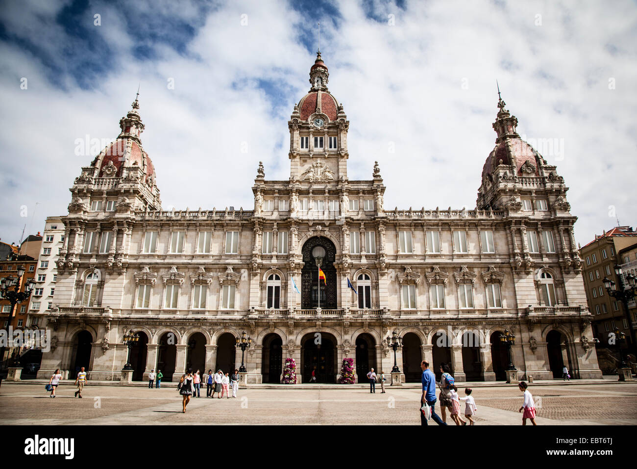 A Coruna Hôtel de ville situé sur la place Maria Pita en Galice, Espagne. Banque D'Images
