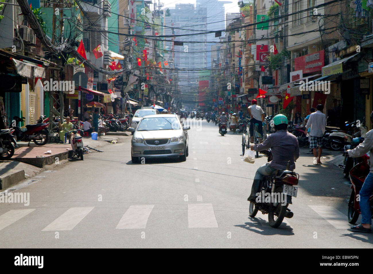Vue sur Bui Vien Street à Ho Chi Minh City, Vietnam. Banque D'Images