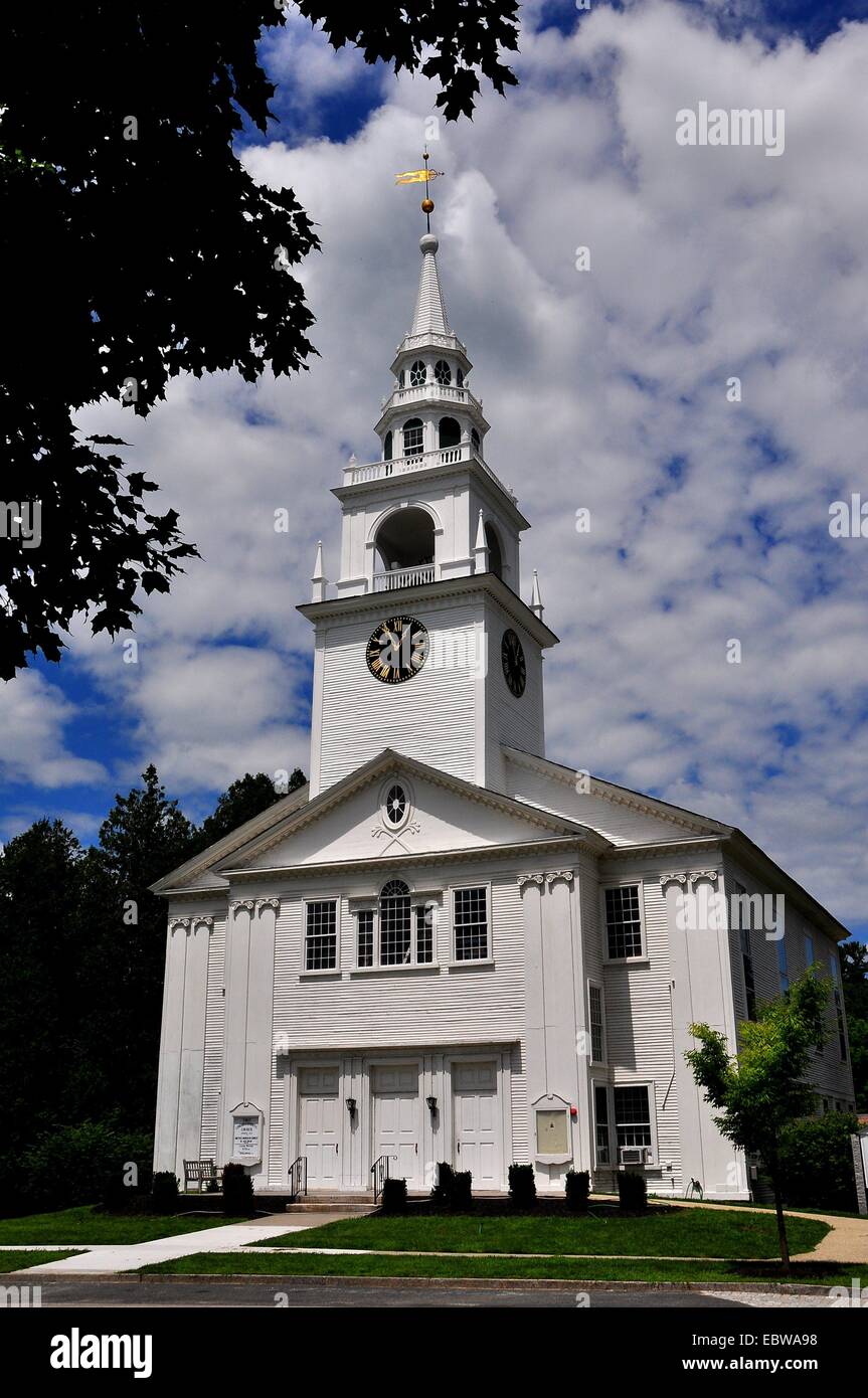 HANCOCK, NEW HAMPSHIRE : xviiie siècle Premier Congregational Church, construit dans un style Nouvelle-Angleterre clin blanc Banque D'Images