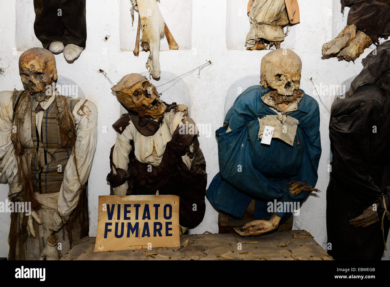 Cadavres momifiés dans les catacombes capucines de Palerme, Italie. Banque D'Images