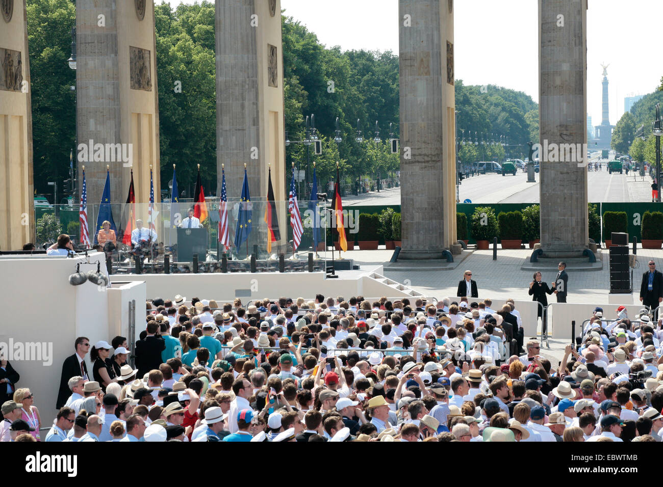 Le président Barack Obama prononce son discours à Pariser Platz place en face de la porte de Brandebourg, Berlin, Berlin, Allemagne Banque D'Images