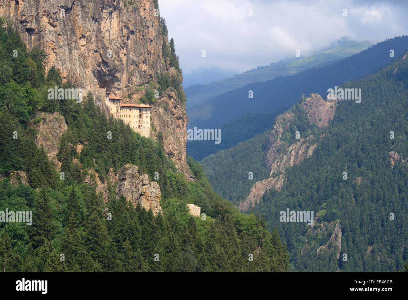 Suemela rock-byzantin monastère sculpté, Turquie, Trabzon Banque D'Images