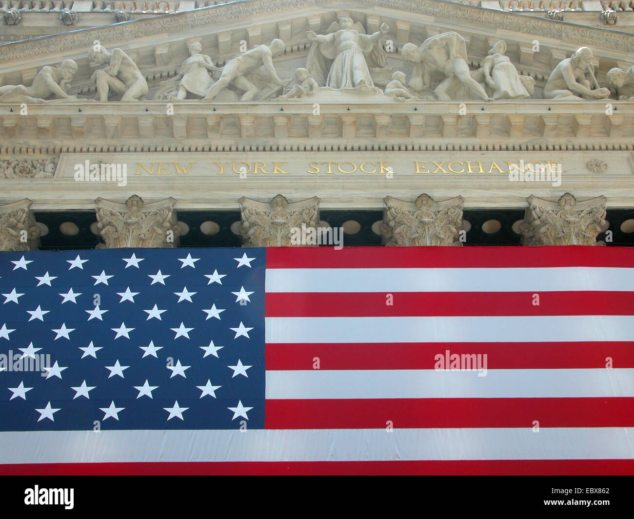 Pavillon des USA en face de la bourse de New York, USA, Etats-Unis, New York (État) Banque D'Images