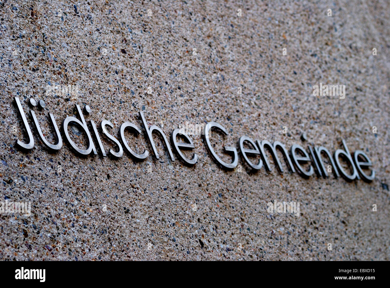 Mur avec étiquette 'Juedische Gemeinde' de synagogue juive, l'Allemagne, en Rhénanie du Nord-Westphalie, région de la Ruhr, Bochum Banque D'Images