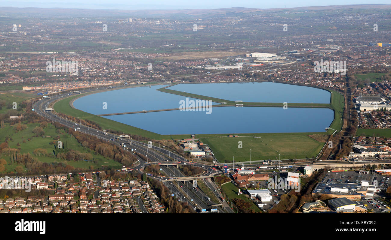 Vue aérienne de Audenshaw Réservoir dans Manchester, Royaume-Uni Banque D'Images