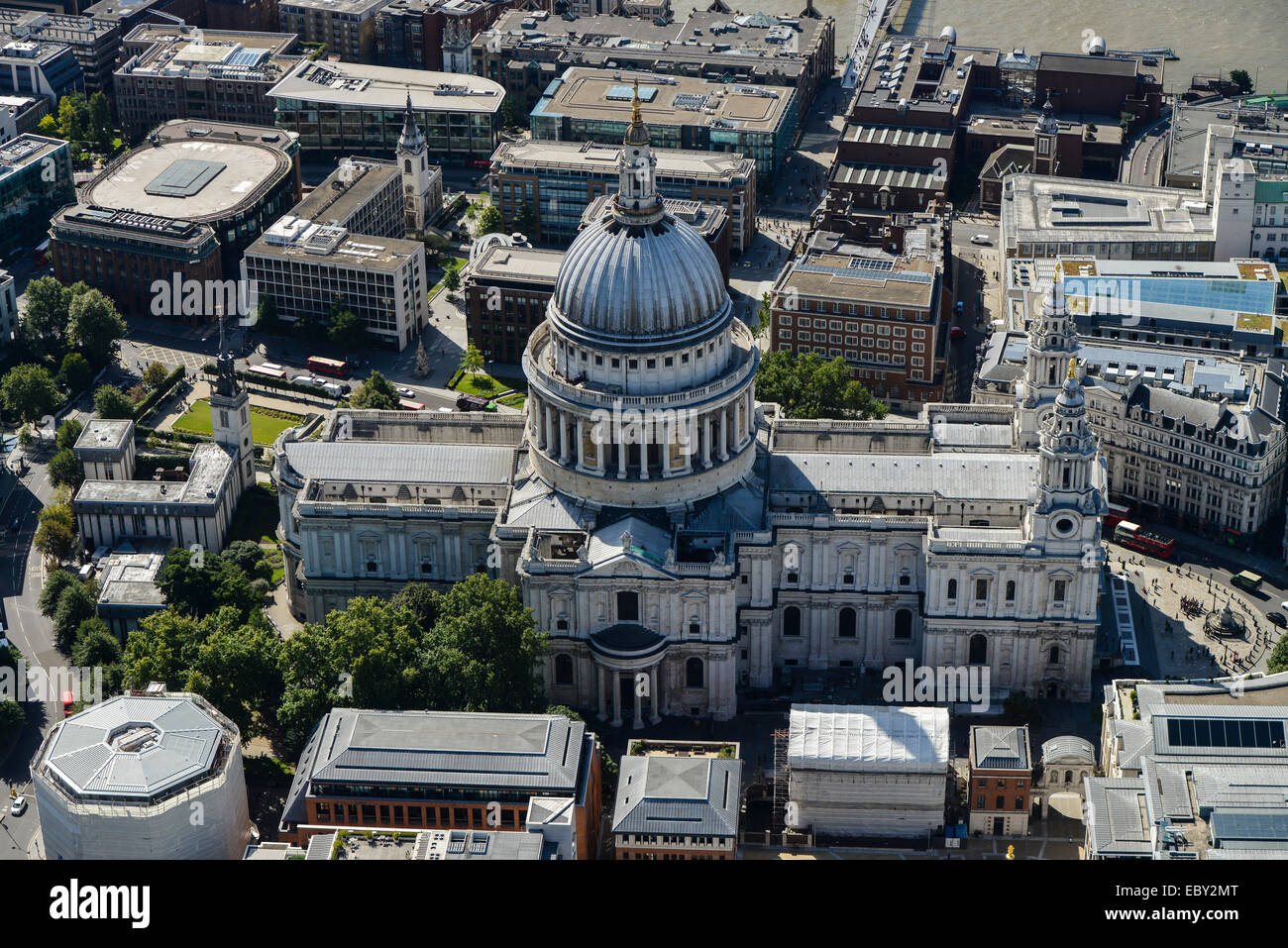 Une vue aérienne de la Cathédrale St Paul à Londres Banque D'Images