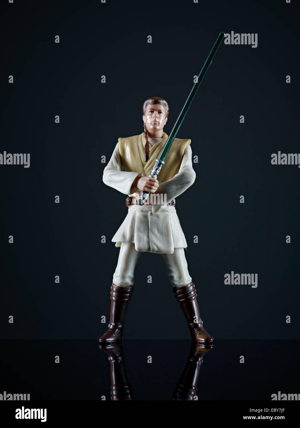 Qui gon jin star wars action figure portrait en studio d'une collection de jouets des années 90 Banque D'Images