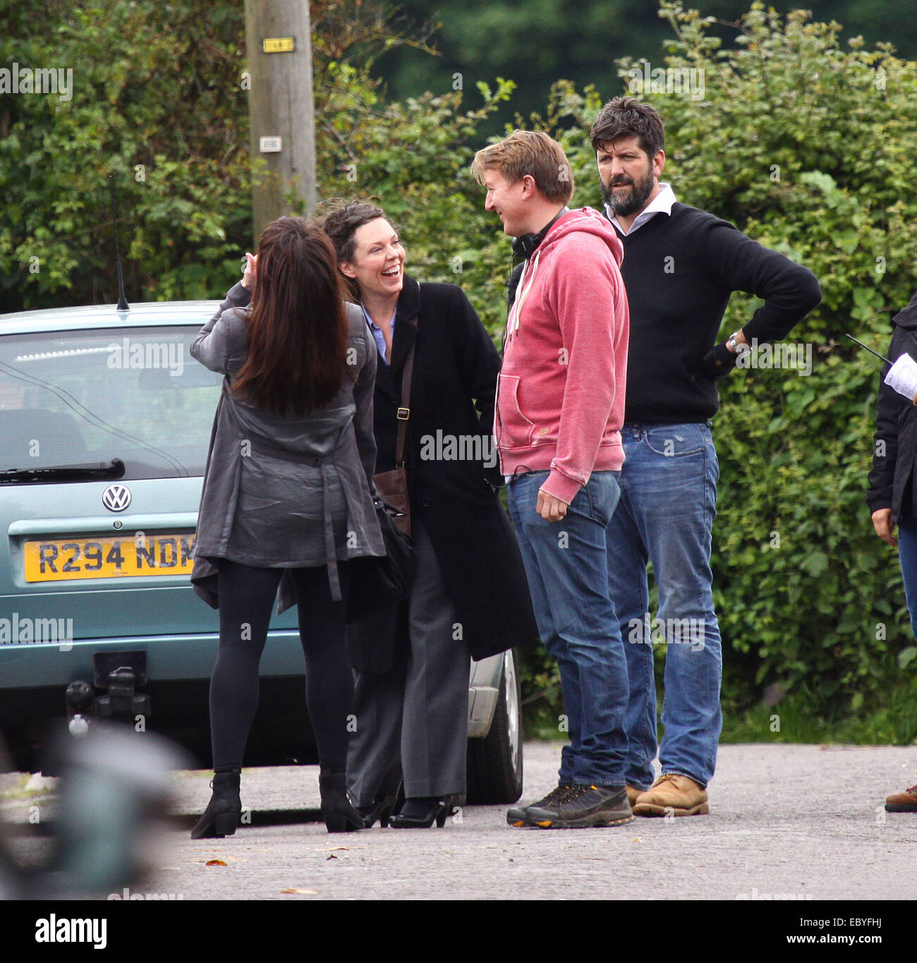 David Tennant, Olivia Colman et Jodie Whittaker vu tournage des scènes pour la deuxième série de la série Broadchurch Clevedon en UK. David Tennant qui joue DI Alec Hardy peut être vu en cours d'exécution et à la chasse comme s'il est quelqu'un. Olivia Colman kno Banque D'Images