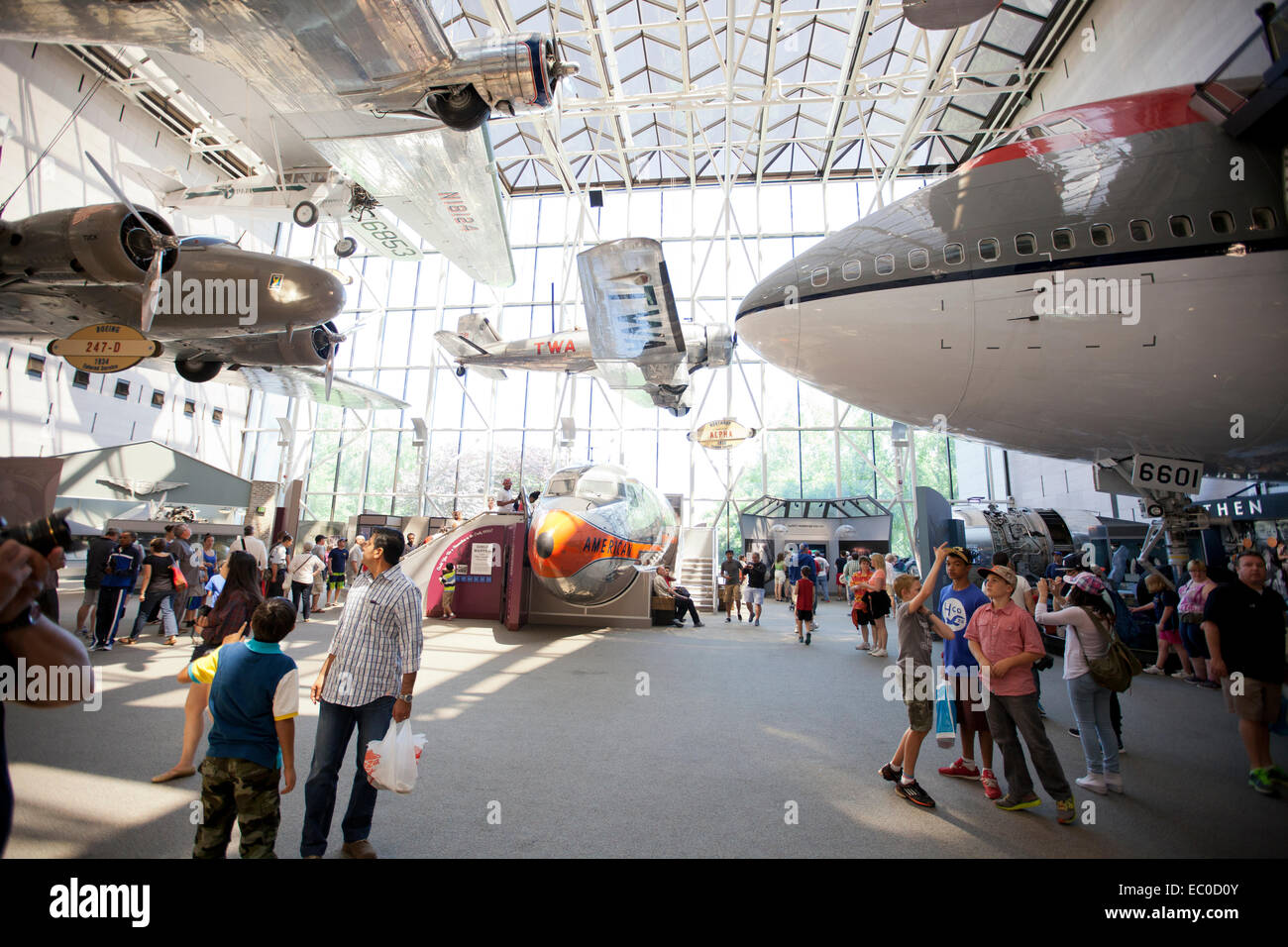 Les avions sur l'affichage à l'air and Space Museum à Washington DC Banque D'Images