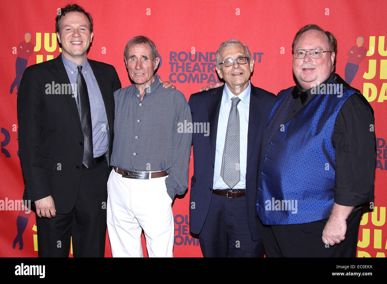 Après la soirée d'ouverture pour juste parti Jim Dale à la Laura Pels Theatre - Arrivées. Avec : Mark York,Jim Dale, Richard Maltby Jr.,Aaron Gandy Où : New York, New York, United States Quand : 03 Juin 2014 Banque D'Images