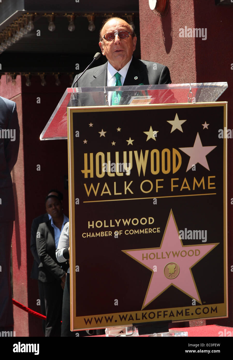 Luther Vandross honoré avec étoile sur le Hollywood Walk of Fame avec : Clive Davis Où : Hollywood, California, United States Quand : 03 Juin 2014 Banque D'Images