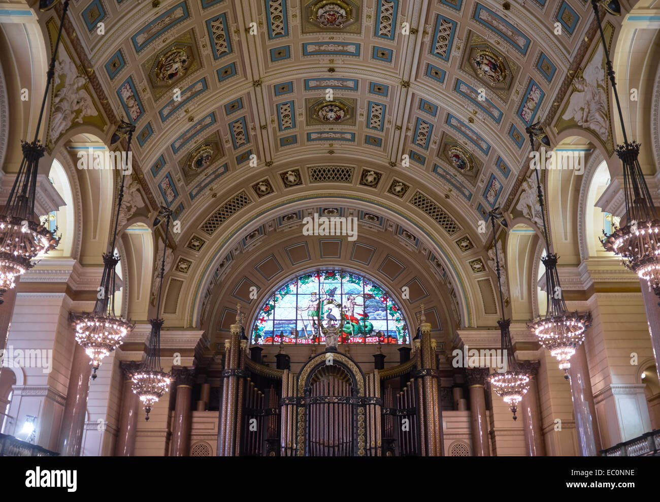 Le décor intérieur de St Georges Hall dans le centre-ville de Liverpool UK Banque D'Images