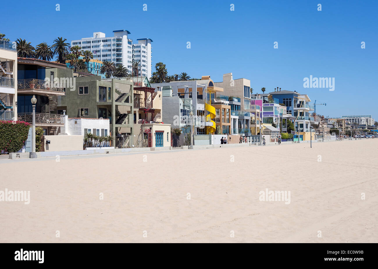 Santa Monica beach maisons le long de la promenade de Santa Monica, Californie, États-Unis Banque D'Images