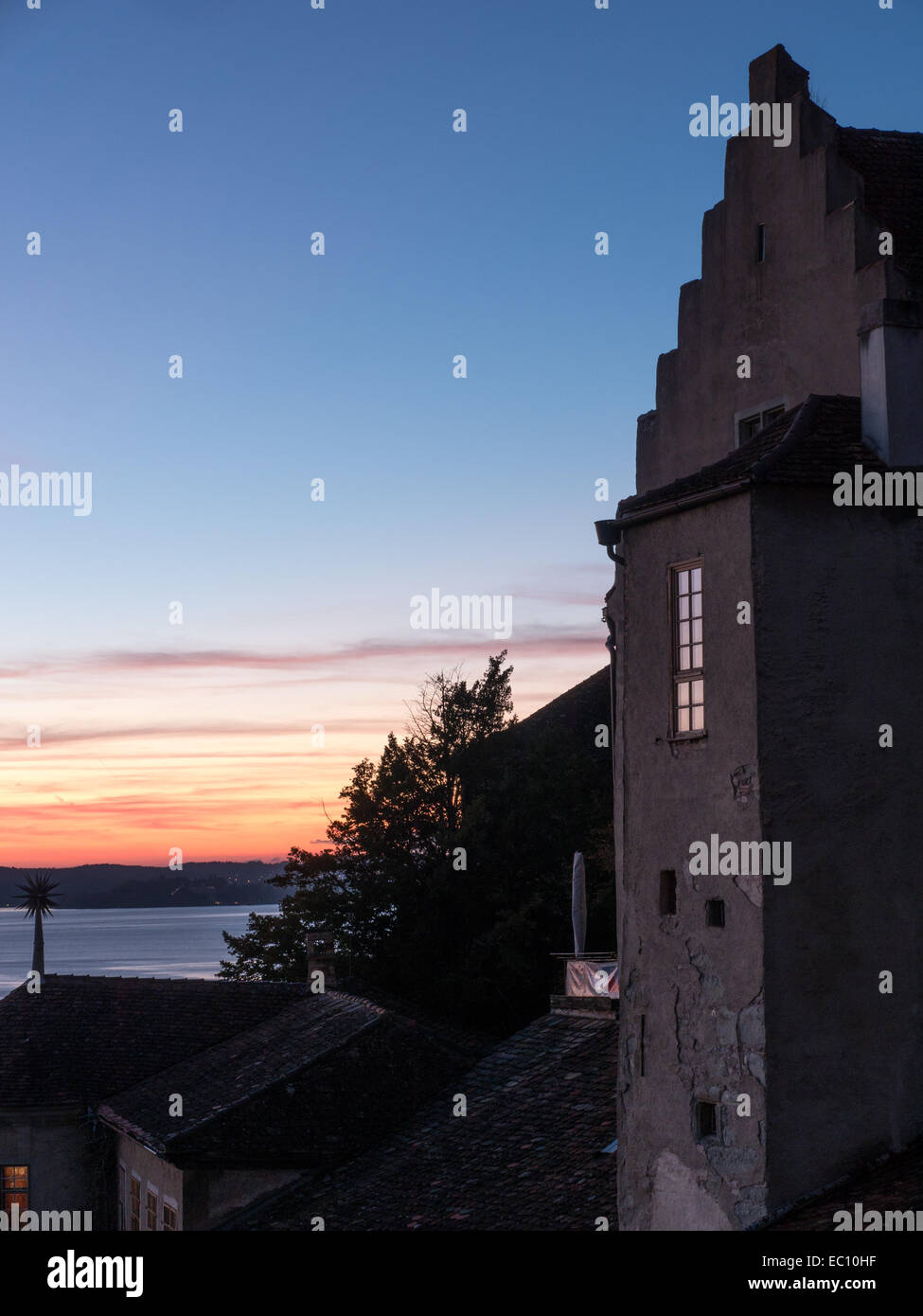 Château Meersburg au coucher du soleil le lac de Constance Allemagne Bade-Wurtemberg Banque D'Images