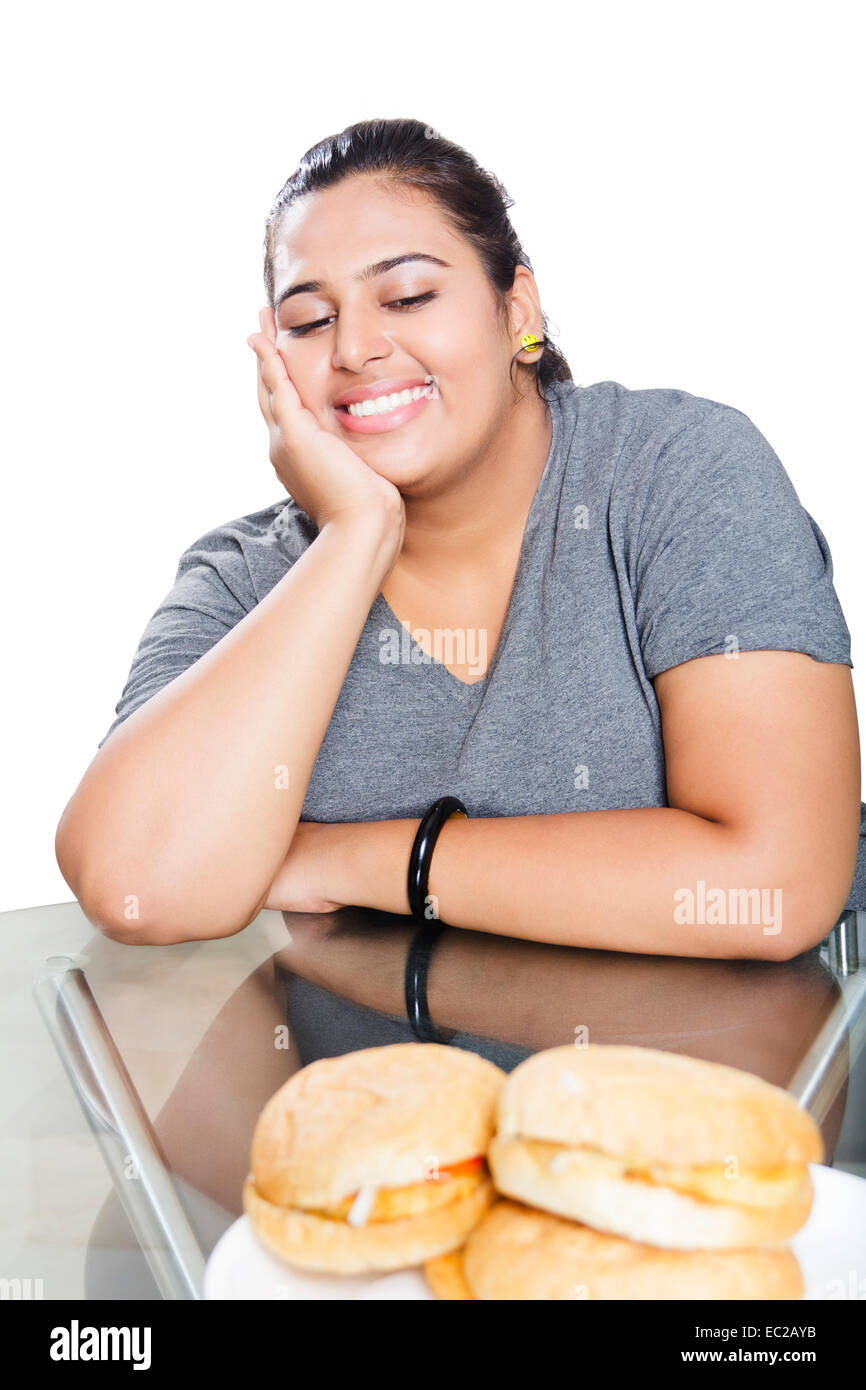 Dame obèse indien suivant un régime plus de poids Banque D'Images