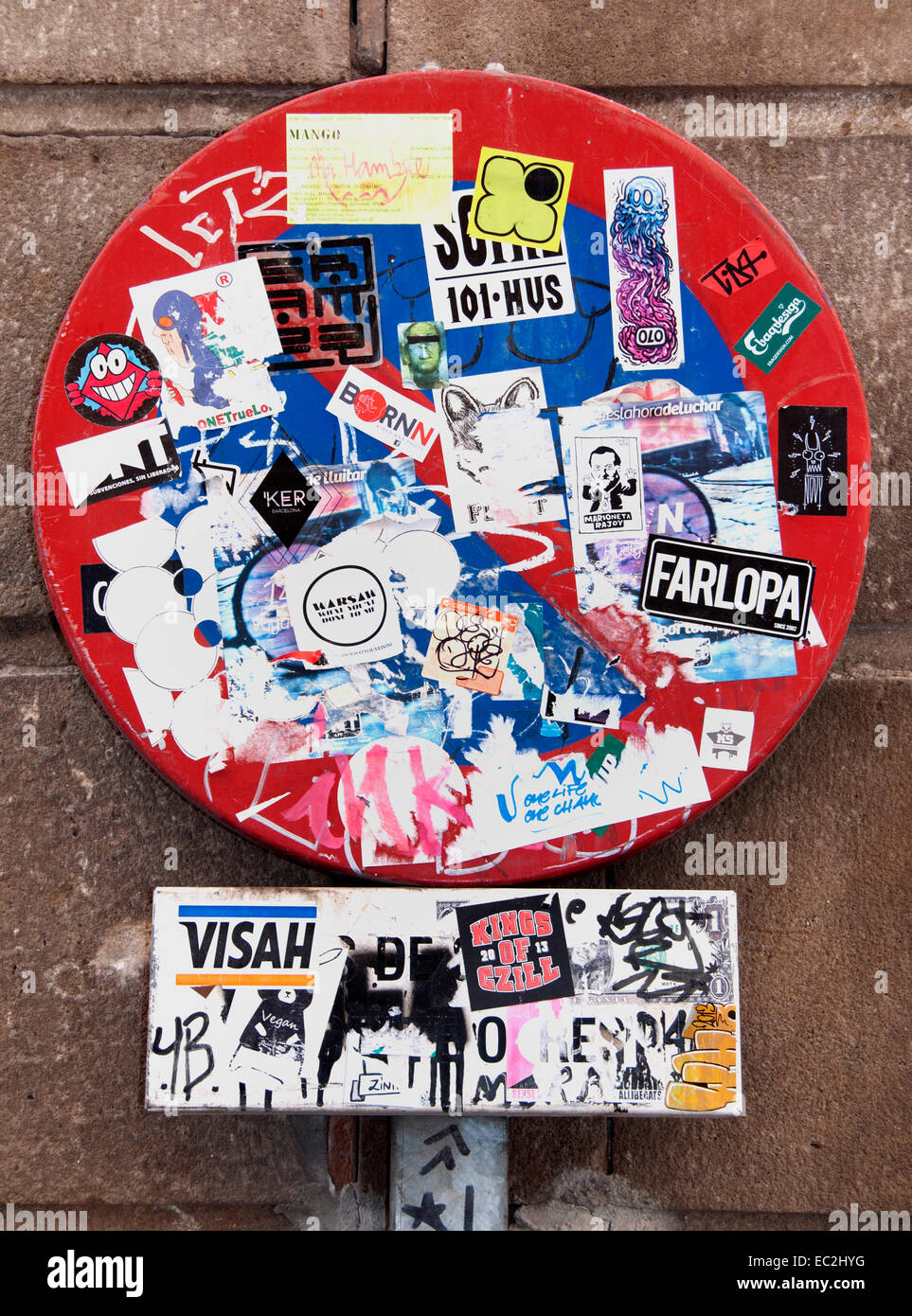 Panneau de circulation pas de problème de stationnement Espagnol Espagne Banque D'Images