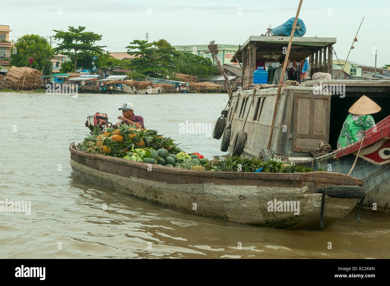 Marché flottant de Cai Rang à Mékong, Vietnam Banque D'Images