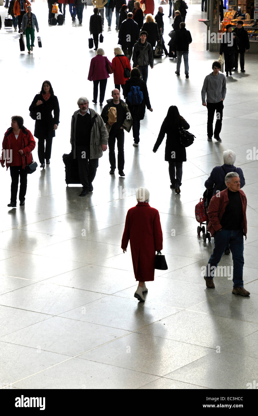 Les gens de la station de chemin de fer Banque D'Images