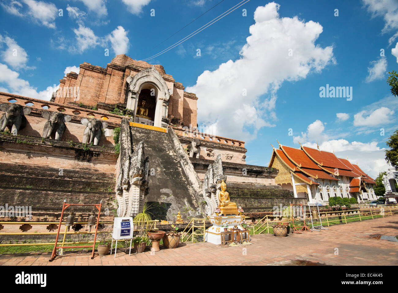 Wat Chedi Luang à Chiang Mai, dans le nord de la Thaïlande Banque D'Images