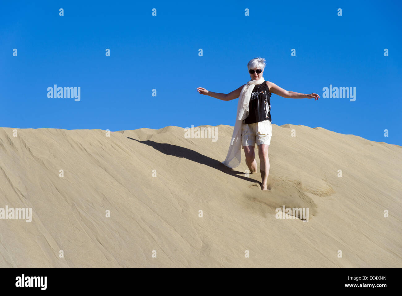 Un premier courant le long des dunes de Maspalomas Banque D'Images
