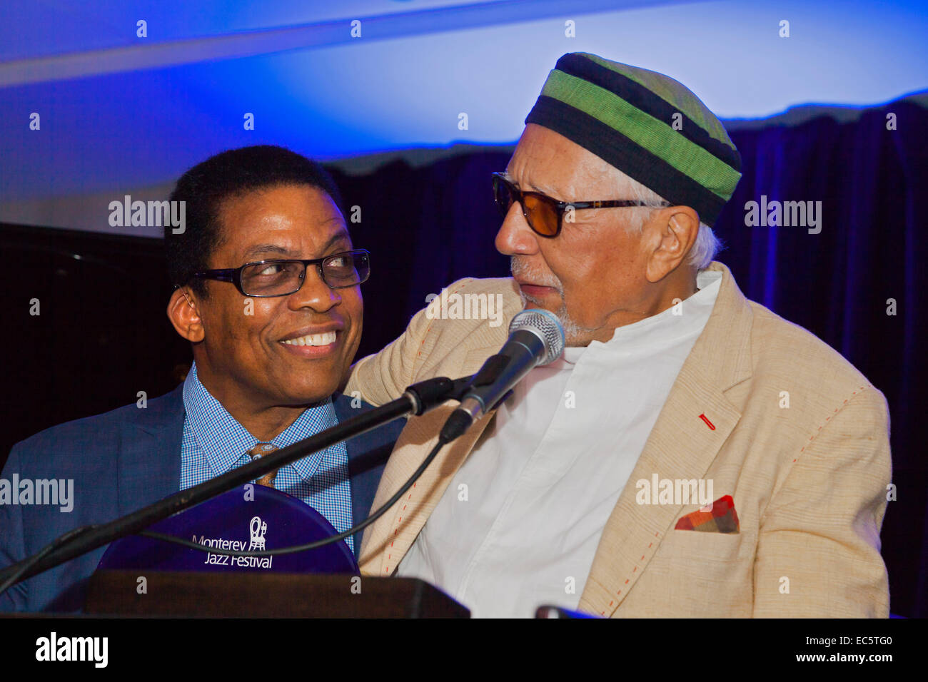 HERBIE HANCOCK présente le JAZZ 2014 Prix Légendes de Charles Lloyd au FESTIVAL DE JAZZ DE MONTEREY 57 GALA ANNUEL Banque D'Images