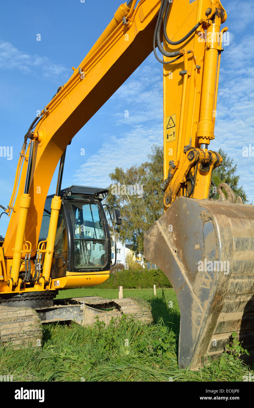 La voie commence dans l'excavatrice de dragage meadow Banque D'Images