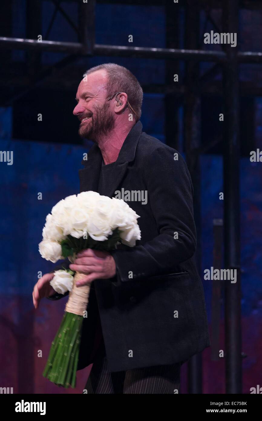 New York, NY, USA. 9Th Mar, 2014. Sting lors d'une apparition publique pour Sting rejoint Cast DU DERNIER NAVIRE sur Broadway, Neil Simon Theatre, New York, NY 9 décembre 2014. Crédit : Lev Radin/Everett Collection/Alamy Live News Banque D'Images