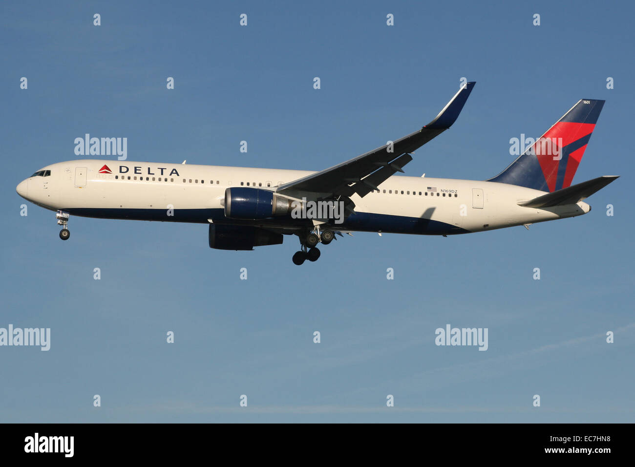 DELTA AIRLINES BOEING 767 300 Banque D'Images