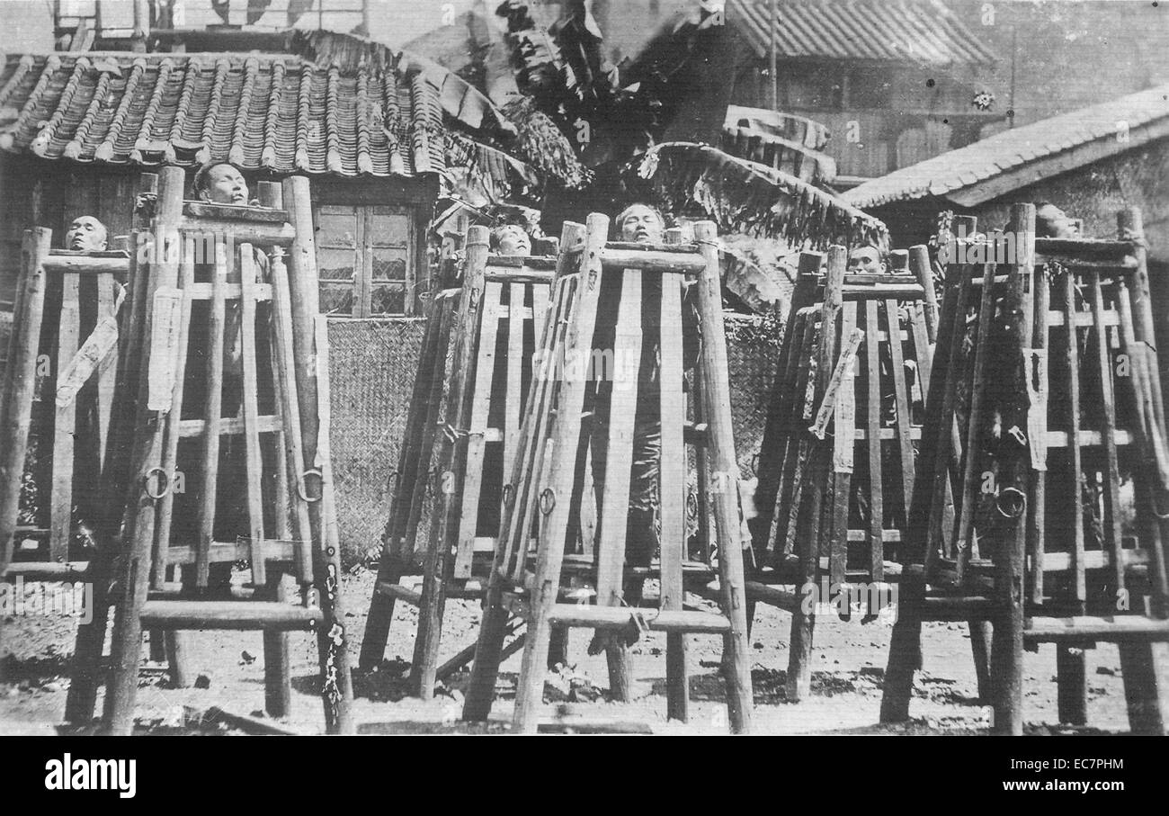 Photographie de l'exécution publique des boxeurs. Datée 1901 Banque D'Images