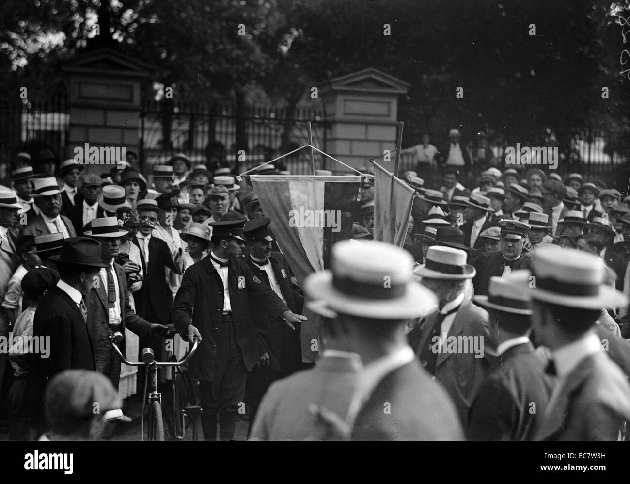 Le suffrage des femmes et des émeutes. Les femmes qui luttent pour leur droit de vote dans les années 1910. Banque D'Images