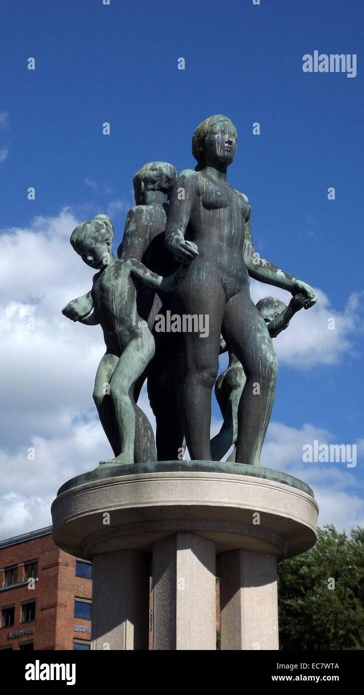 Sculpture d'un groupe familial, Oslo, Hôtel de Ville, la Norvège. 2013 Banque D'Images