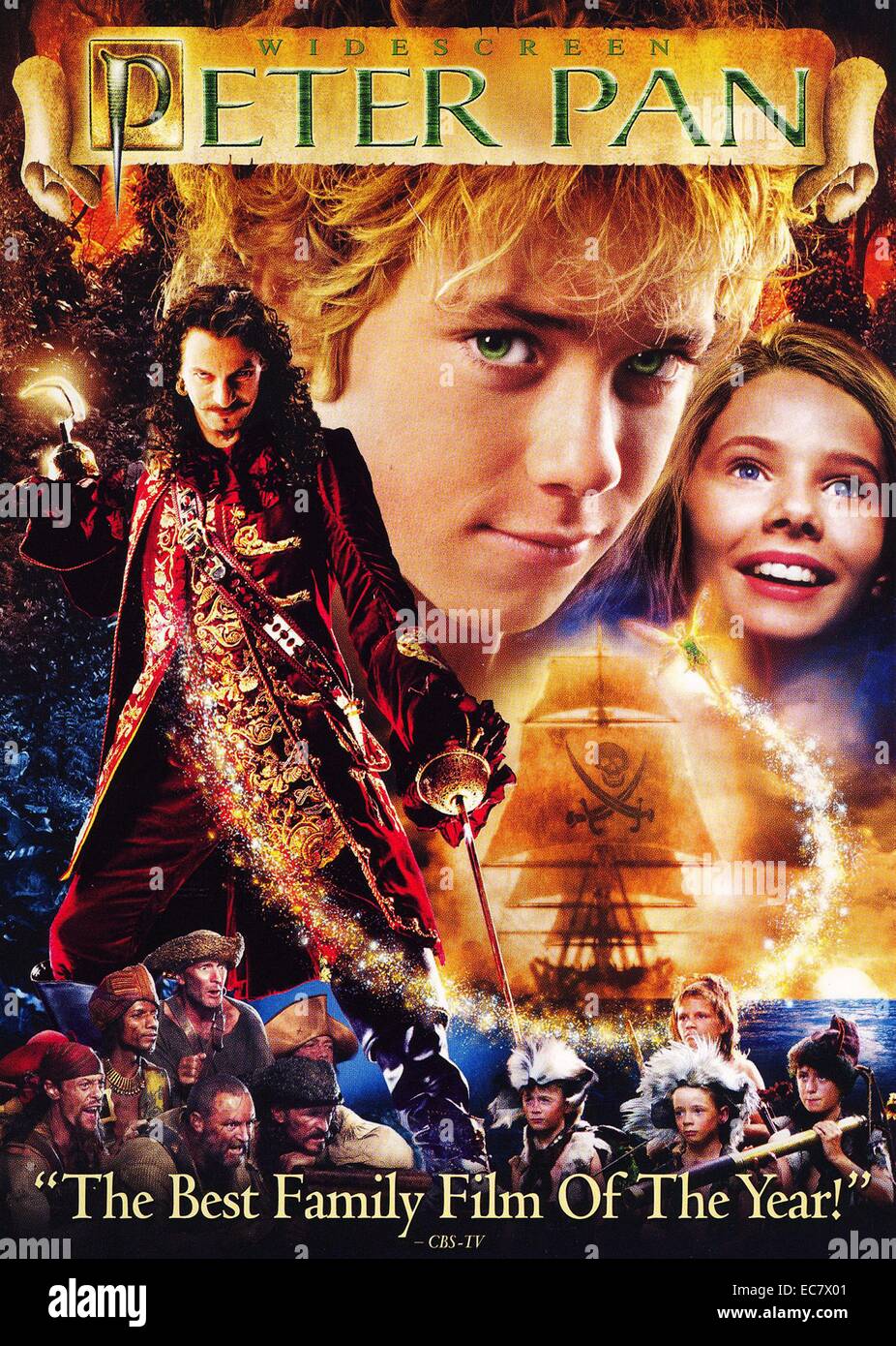 Peter Pan est un film fantastique de 2003 et la première autorisée et fidèle adaptation cinématographique de J.M. Barrie's play en un demi-siècle, après la version de Disney en 1953. Jason Isaacs joue le rôle du capitaine crochet et George Darling, Olivia Williams joue Mme Darling, alors que Jeremy Sumpter joue Peter Pan, Rachel Hurd-Wood dépeint Wendy Darling, et Ludivine Sagnier joue Tinker Bell. Banque D'Images