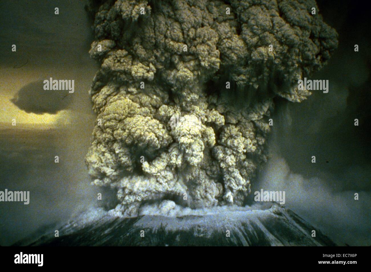 Le Mont St Helen's éruption volcanique ; l'État de Washington, USA 1980 Banque D'Images