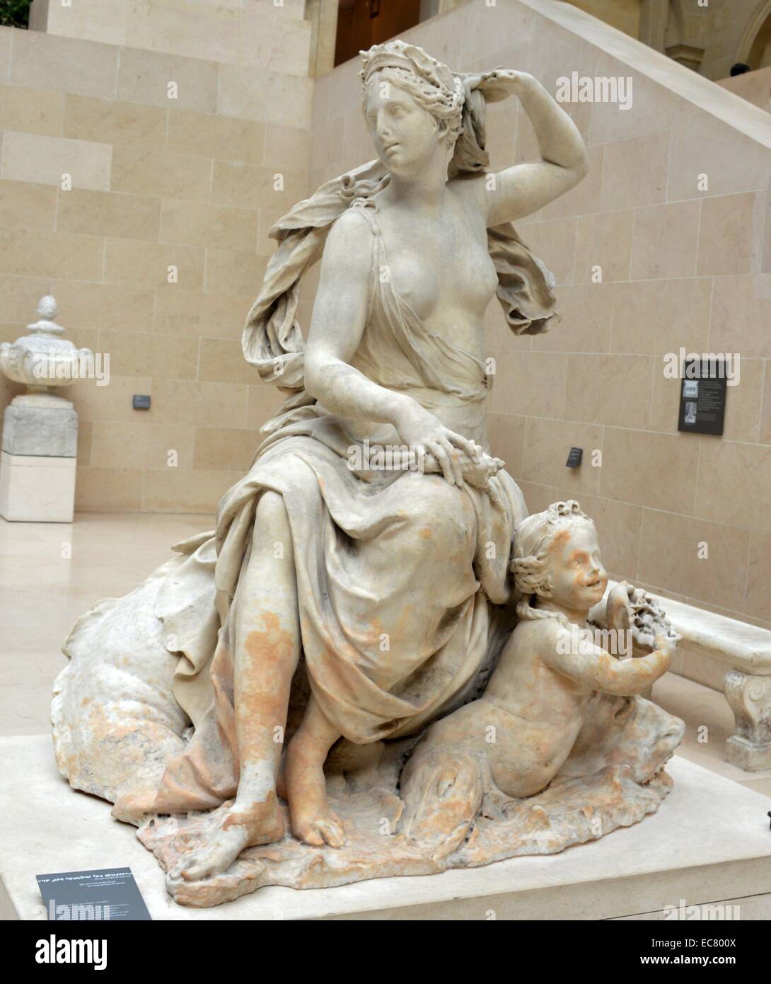 Statue en marbre d'Amphitrite, épouse de Poséidon par Charles Antoine Coysevox (1640-1720), sculpteur français. En date du 17e siècle. Banque D'Images