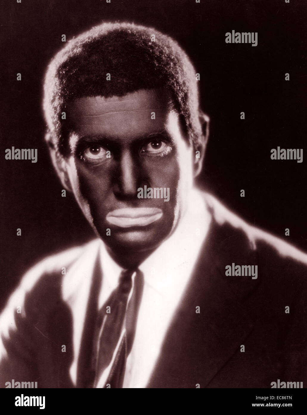 Photo tirée du film "The Jazz Singer" un film musical américain. Avec Al Johnson (1886-1950). Datée 1927 Banque D'Images