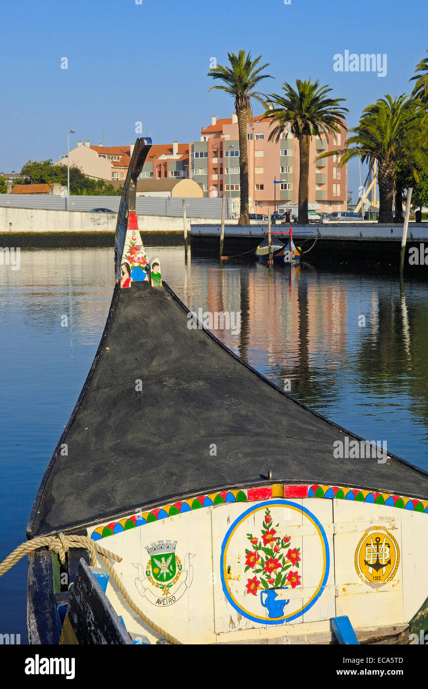 Bateau traditionnel "oliceiro', canal central, Aveiro, région Beiras, Portugal, Europe Banque D'Images