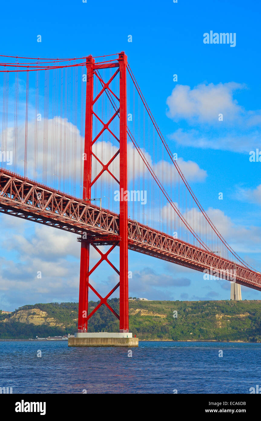 Ponte 25 de Abril, Pont du 25 avril, le Tage ou le Tage, Lisboa, Lisbonne, Portugal, Europe Banque D'Images