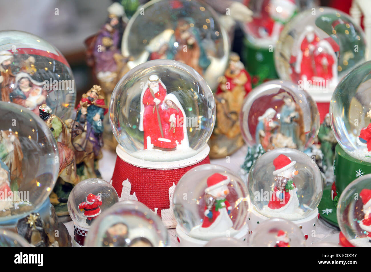 Père noël en boule de cristal Banque de photographies et d’images à 