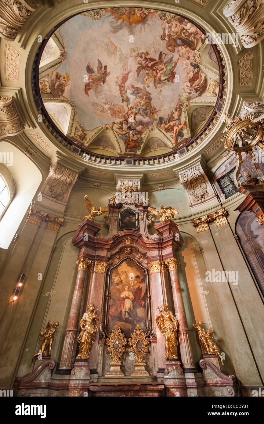 Église Saint Nicolas (Kostel Mikulase), le chef-d'œuvre baroque Dientzenhofer, petite ville, Prague, République Tchèque Banque D'Images