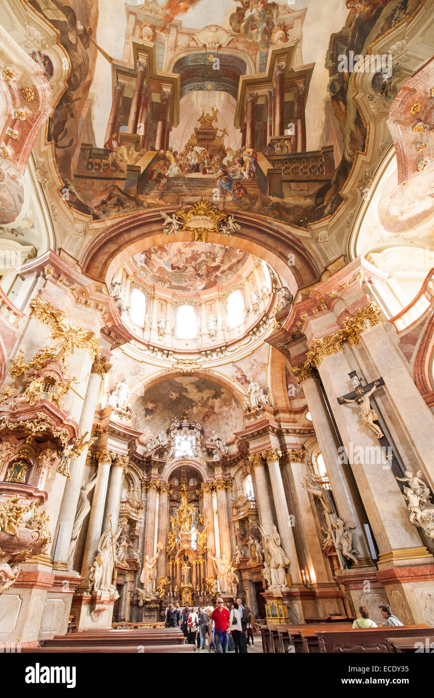Église Saint Nicolas (Kostel Mikulase), le chef-d'œuvre baroque Dientzenhofer, petite ville, Prague, République Tchèque Banque D'Images