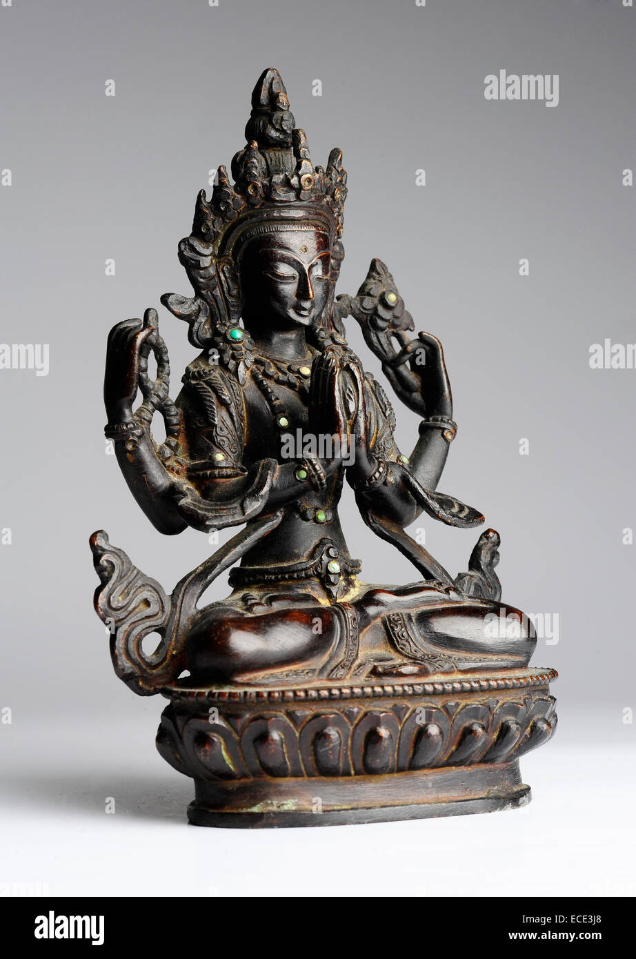 Ancienne sculpture Bouddha, bronze, d'Chengrezig, Tibet Banque D'Images