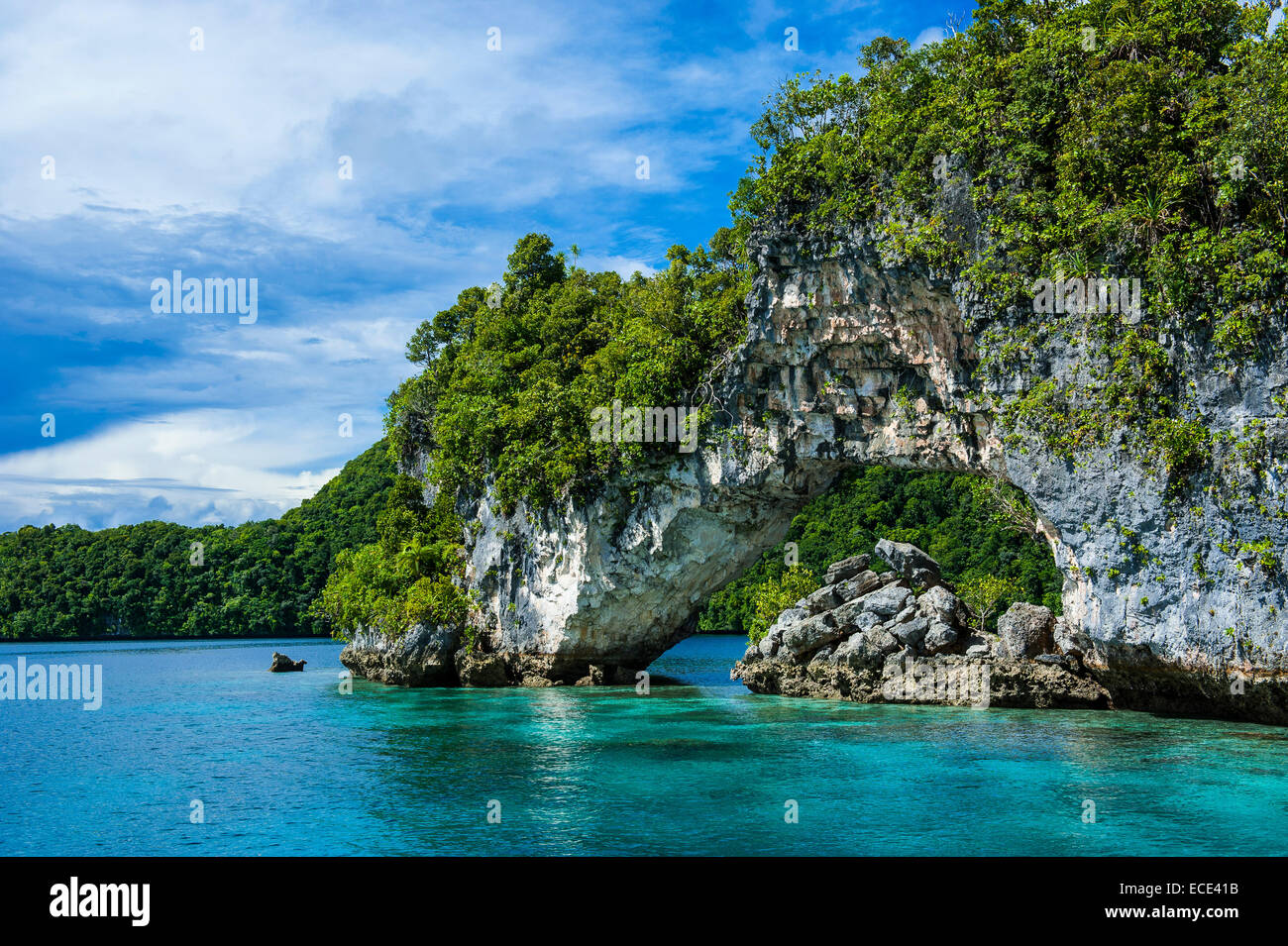 Arch Rock, Rock Islands, Palau, Micronésie Banque D'Images