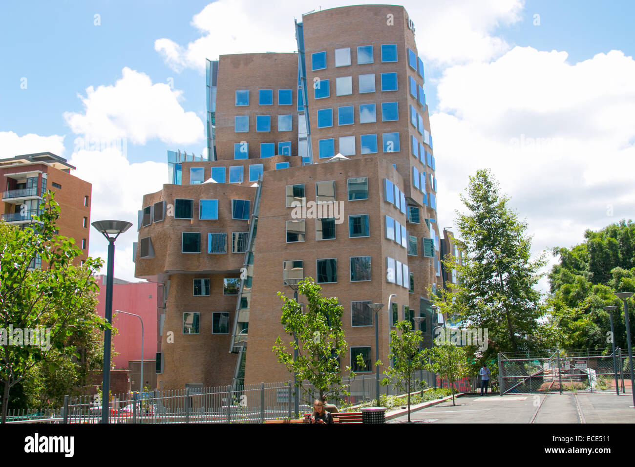 Dr Chau Chak Wing bâtiment conçu par Frank Gehry à l'université de technologie de Sydney,Australie,ultimo Banque D'Images